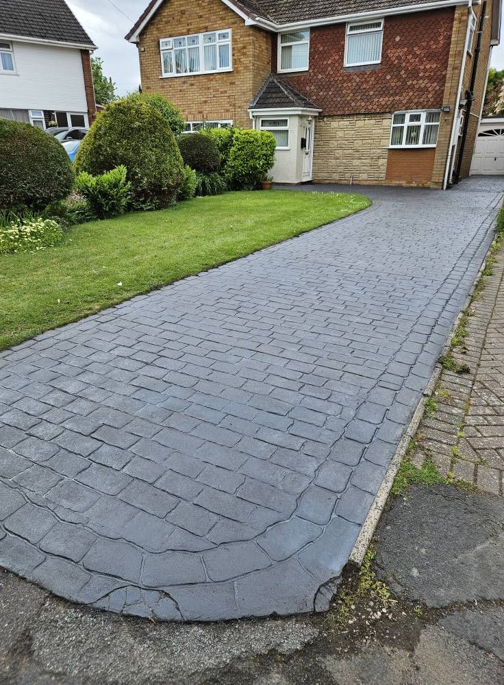 Driveway and patio cleaning