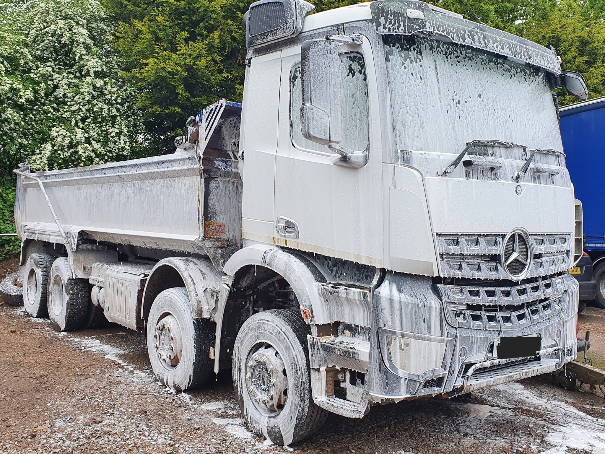 HGV and truck cleaning